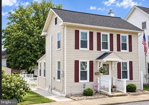 185 Market St, Highspire, PA 17034
