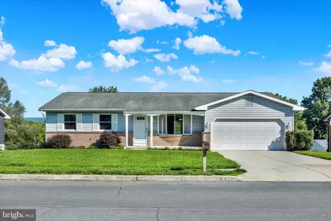 320 Regent Rd, Harrisburg, PA 17112