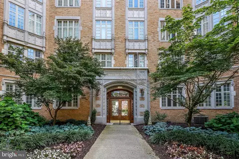 1525 N Front St #404, Harrisburg, PA 17102