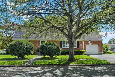 736 Adelia St, Middletown, PA 17057