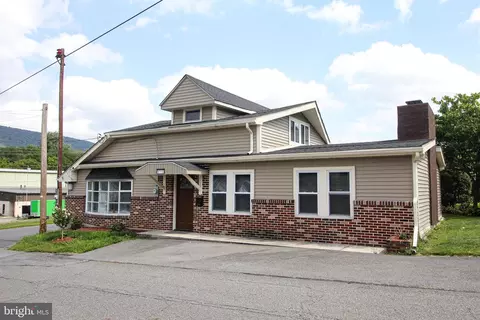 419 Chestnut St, Lykens, PA 17048