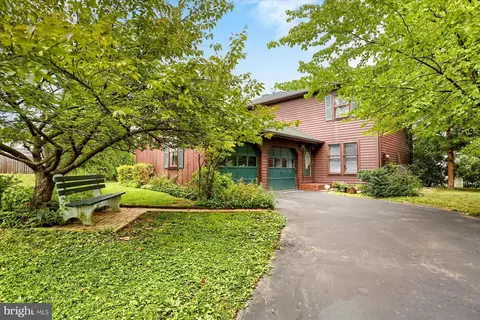 2024 Mill Plain Ct, Harrisburg, PA 17110