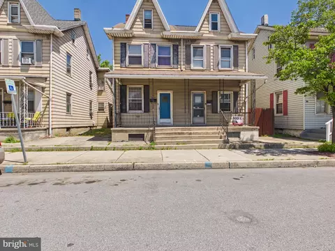 673 S Front St, Steelton, PA 17113
