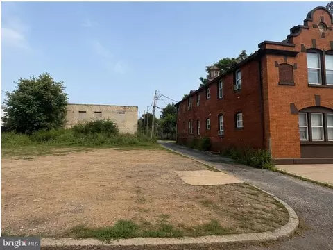 1246 Kittatinny St, Harrisburg, PA 17104