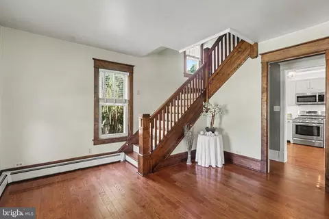Entry Way - 268 E Areba Ave, Hershey, PA 17033 photo 3 of 3