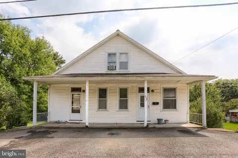 512 E Market St, Williamstown, PA 17098