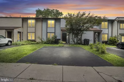 2323 Ionoff Rd, Harrisburg, PA 17110