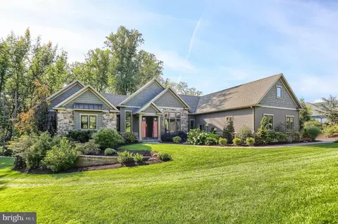 3220 Sutton Dr, Harrisburg, PA 17112