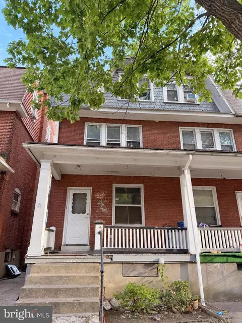 1941 Chestnut St, Harrisburg, PA 17104
