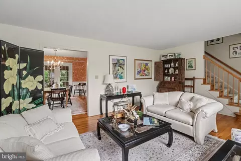Living - 999 Beech Ave, Hershey, PA 17033 photo 3 of 5