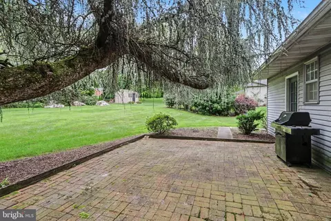 Exterior - 999 Beech Ave, Hershey, PA 17033 photo 10 of 12