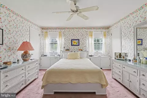 Bedroom - 999 Beech Ave, Hershey, PA 17033 photo 1 of 5
