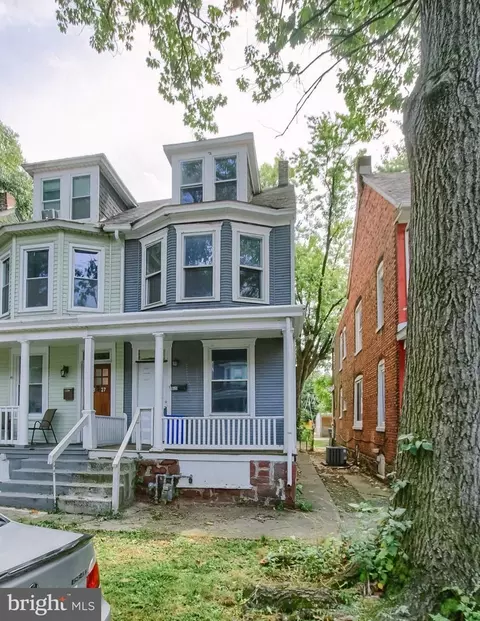 1825 Boas St, Harrisburg, PA 17103