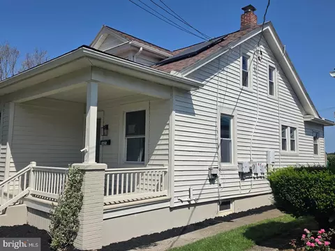 Exterior - 1421 E Derry Rd, Hershey, PA 17033 photo 1 of 5