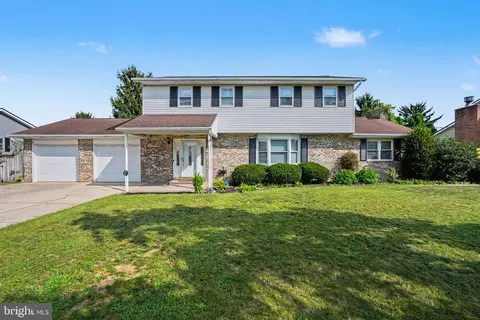 5538 Fordham Ave, Harrisburg, PA 17111