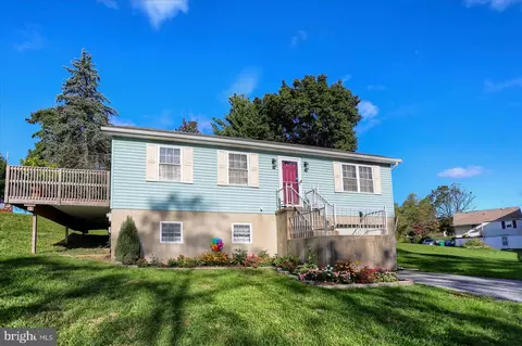 25 Dartmouth St, Harrisburg, PA 17109