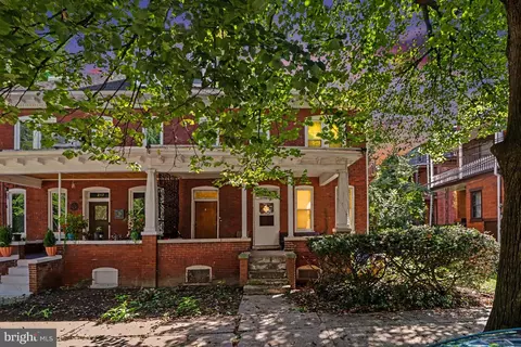 215 Woodbine St, Harrisburg, PA 17110