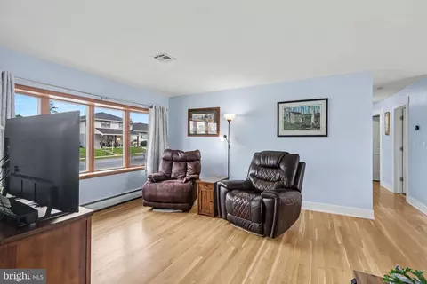 Living - 434 Cedar Ave, Hershey, PA 17033 photo 2 of 3