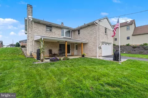 Exterior - 434 Cedar Ave, Hershey, PA 17033 photo 1 of 3