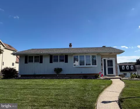 434 Cedar Ave, Hershey, PA 17033