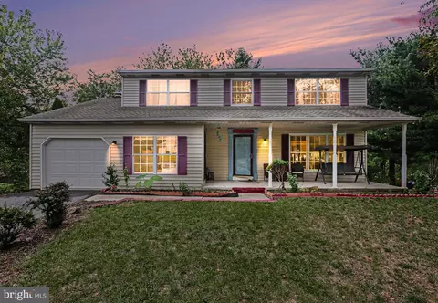 113 Kings Mill Ct, Harrisburg, PA 17110