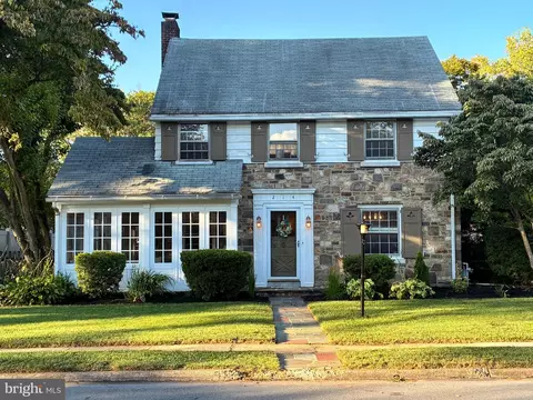 214 Montrose St, Harrisburg, PA 17110