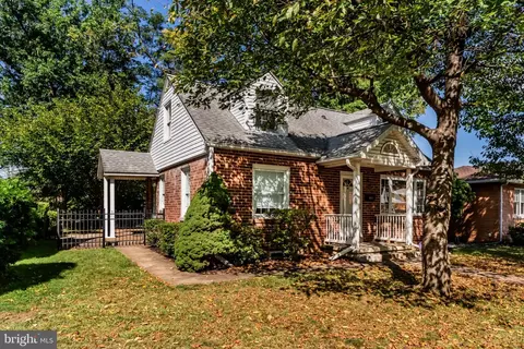 653 Briarcliff Rd, Middletown, PA 17057