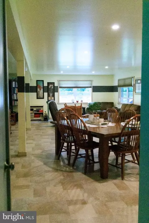 Dining - 8930 Route 25, Spring Glen, PA 17978 photo 1 of 1