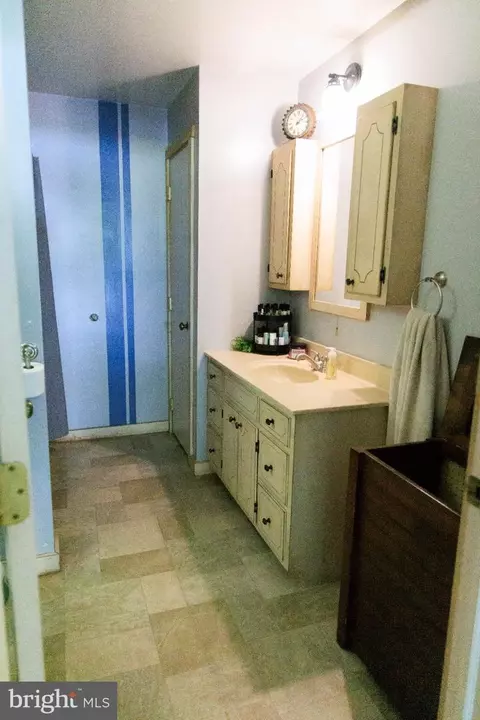 Bath - 8930 Route 25, Spring Glen, PA 17978 photo 1 of 1