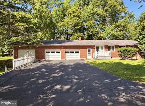 1814 Church Rd, Hummelstown, PA 17036