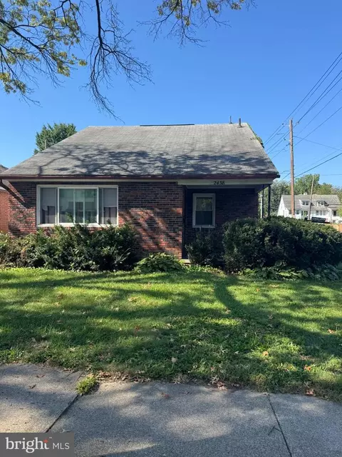 2438 Green St, Harrisburg, PA 17110