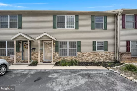 105 Legion Ave, Highspire, PA 17034