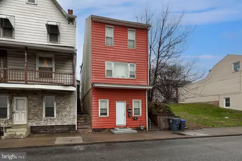517 N Front St, Steelton, PA 17113