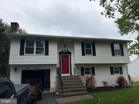 6200 Ann St, Harrisburg, PA 17111