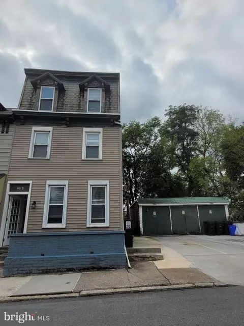 144 Balm St, Harrisburg, PA 17103