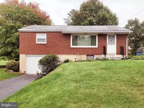1391 Ford Ave, Harrisburg, PA 17109