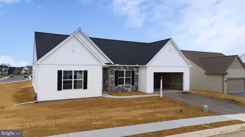1009 Jacks Pl, Harrisburg, PA 17112