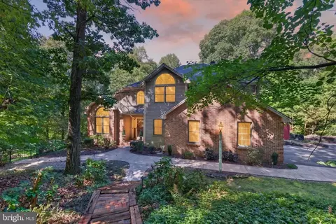 46 Hillcrest Dr, Middletown, PA 17057