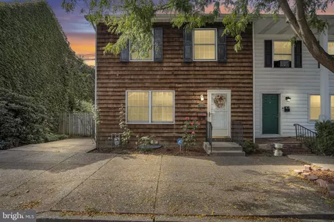 1422 Green St, Harrisburg, PA 17102