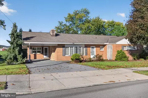 3882 N Market St, Elizabethville, PA 17023