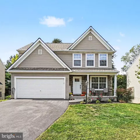 310 Running Bond Dr, Middletown, PA 17057