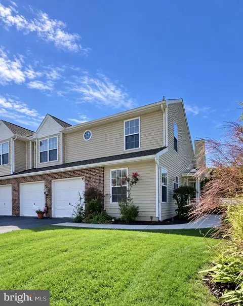 1914 New Dawn Dr, Harrisburg, PA 17110