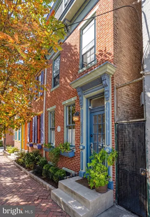 272 Cumberland St, Harrisburg, PA 17102