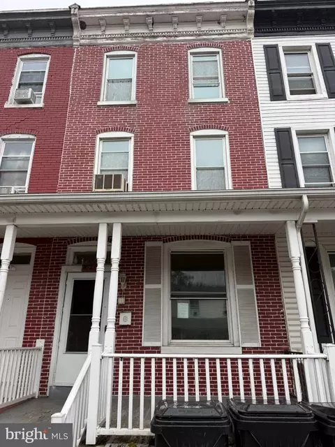 1627 Chestnut St, Harrisburg, PA 17104