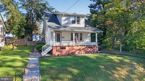 4008 Lexington St, Harrisburg, PA 17109