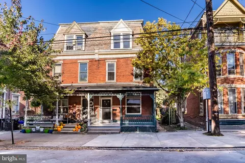 1525 Green St, Harrisburg, PA 17102