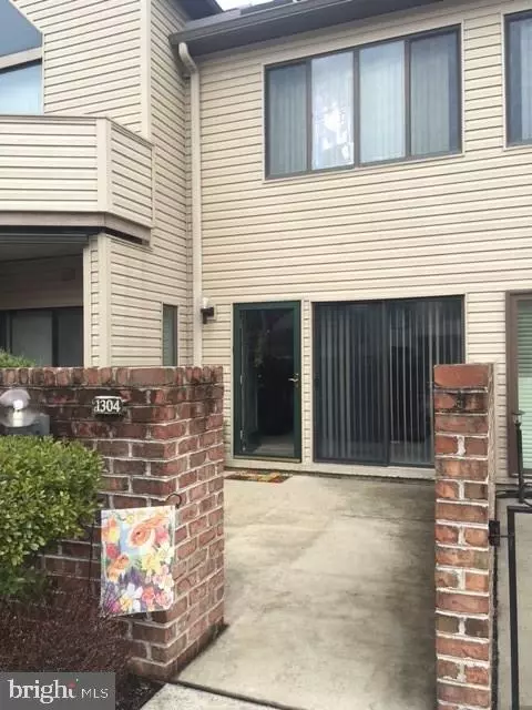 1304 Cherrington Dr, Harrisburg, PA 17110