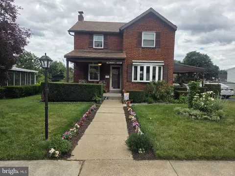 3739 Montour St, Harrisburg, PA 17111