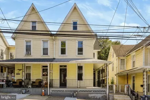 236 Pine St, Steelton, PA 17113