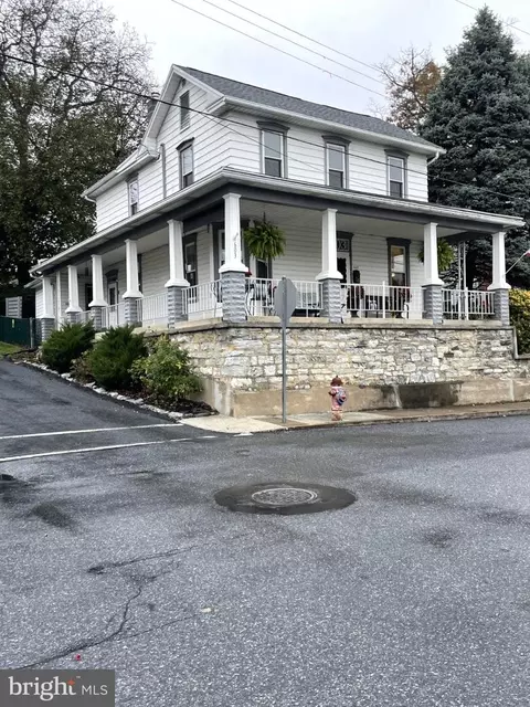 603 2nd St, Harrisburg, PA 17113